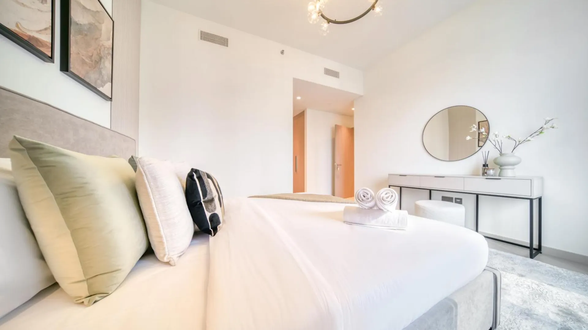 شقة Downtown Luxury - Stunning Burj Khalifa View - 5 Minutes Walk To Dubai Mall