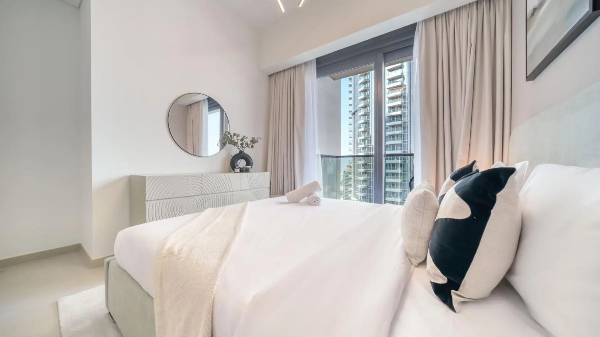 شقة Downtown Luxury - Stunning Burj Khalifa View - 5 Minutes Walk To Dubai Mall
